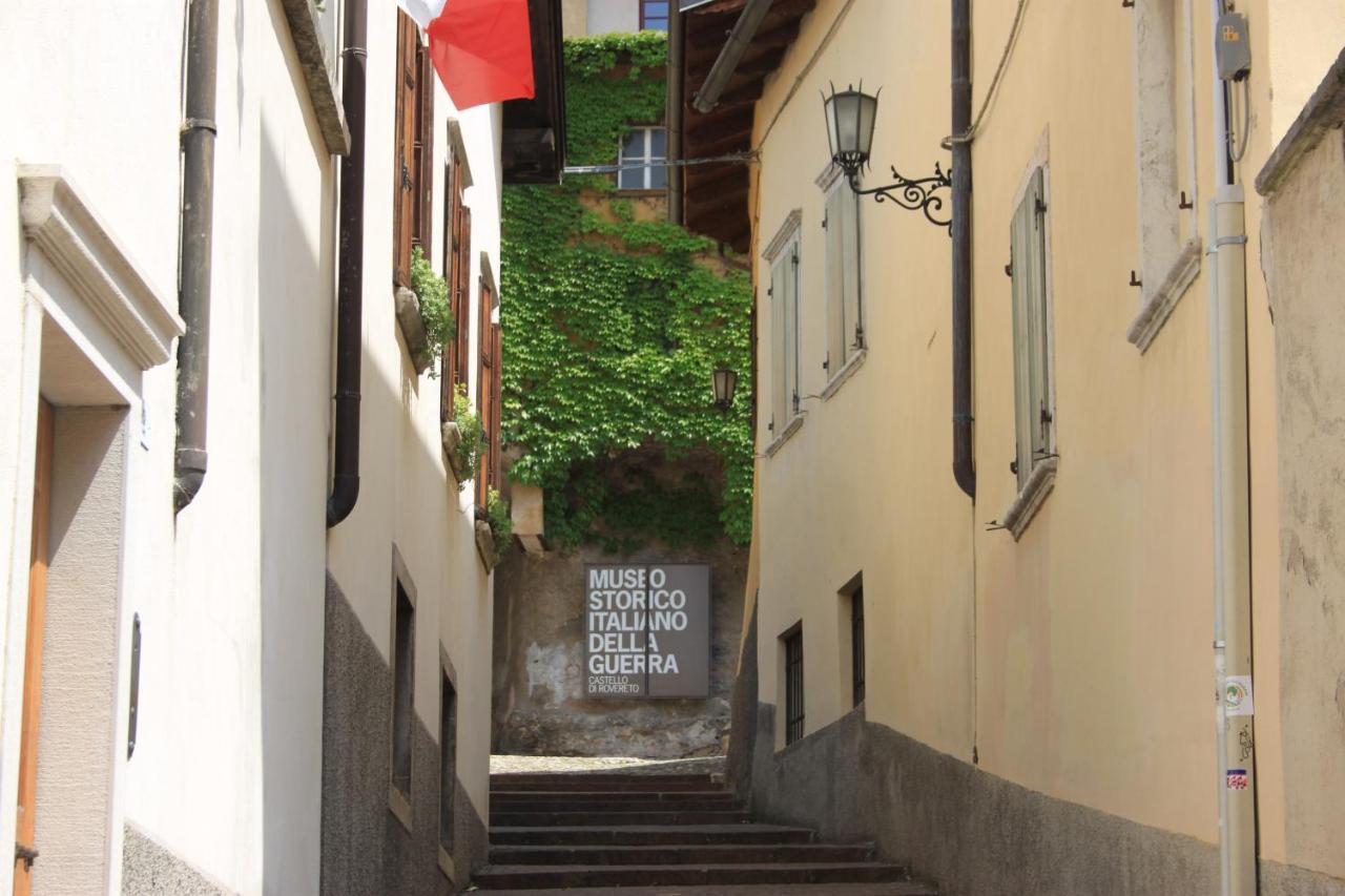 B&B Color Rovereto Rovereto  Extérieur photo