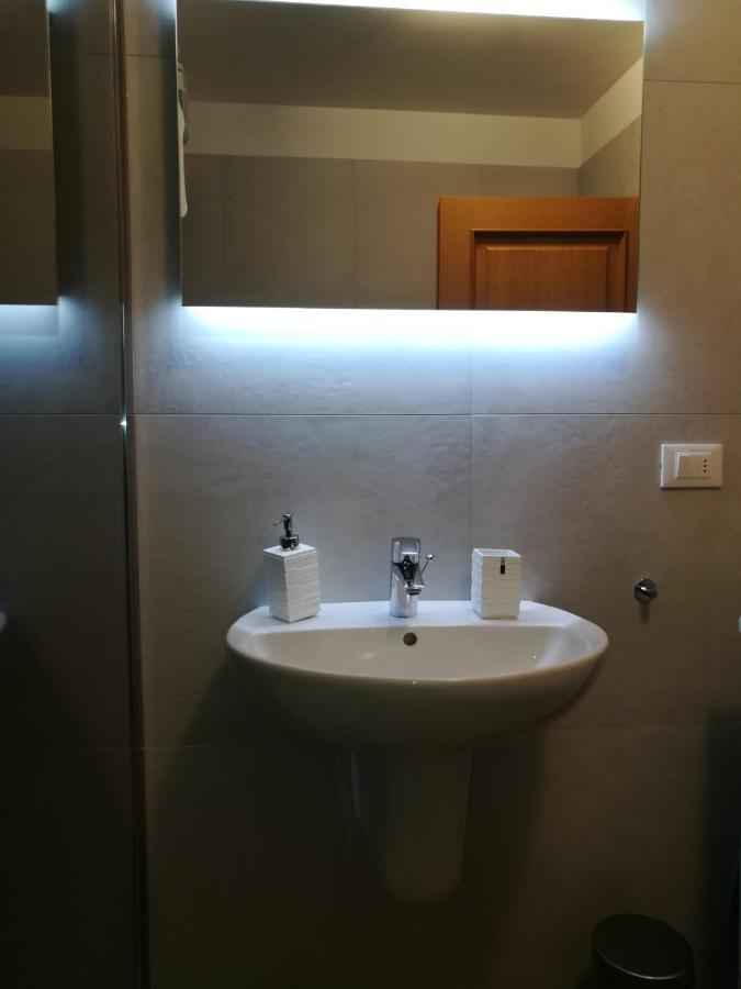 B&B Color Rovereto Rovereto  Extérieur photo
